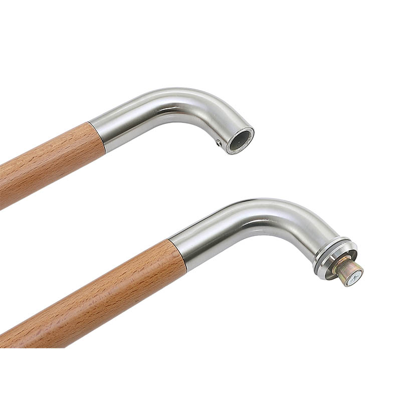 What are the advantages of a stainless steel wood handle in terms of weight balance?